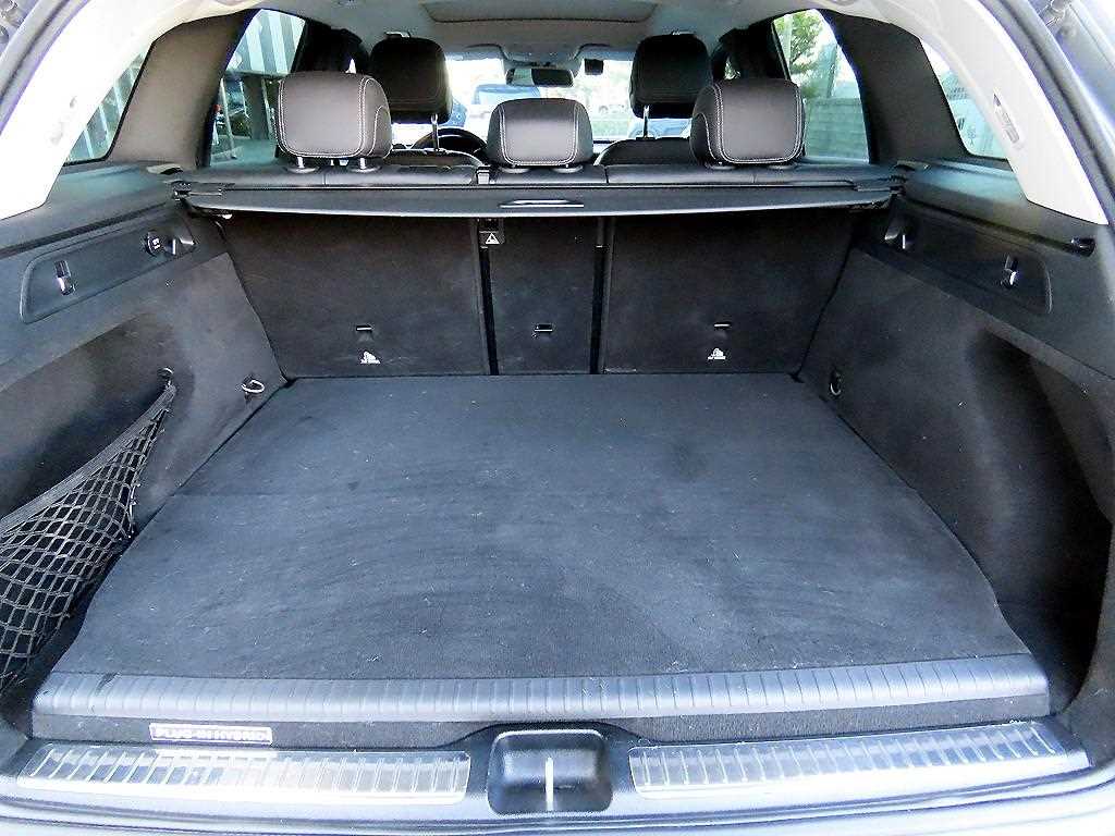 Mercedes-Benz GLC-Class — photo 16