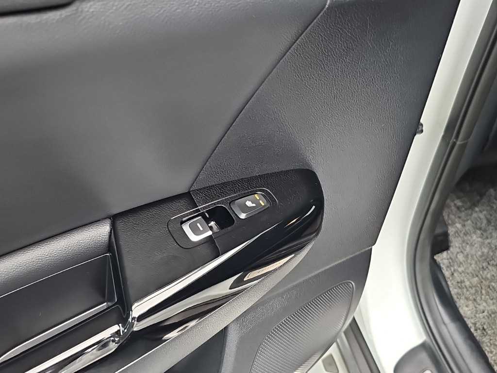 Kia Sportage — photo 13