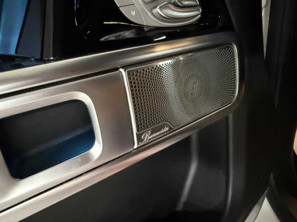 Mercedes-Benz G-Class — photo 14