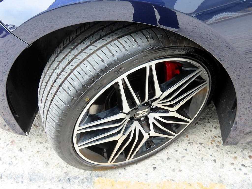 Kia Stinger — photo 20