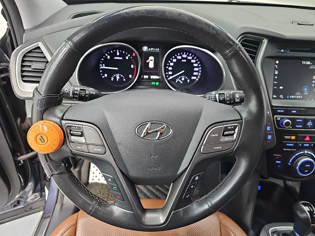 Hyundai Santafe — photo 09