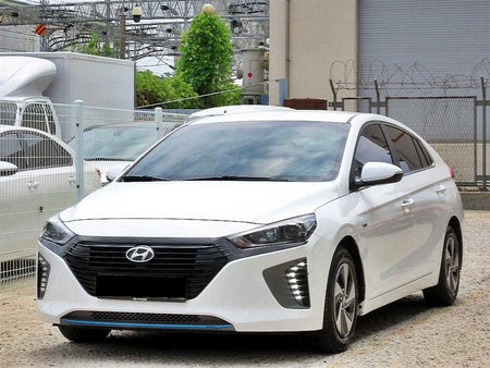 Hyundai Ioniq — photo 02