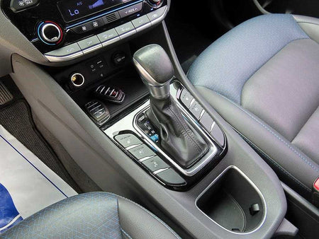 Hyundai Ioniq — photo 10