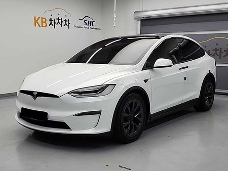 Tesla Model X — photo 02