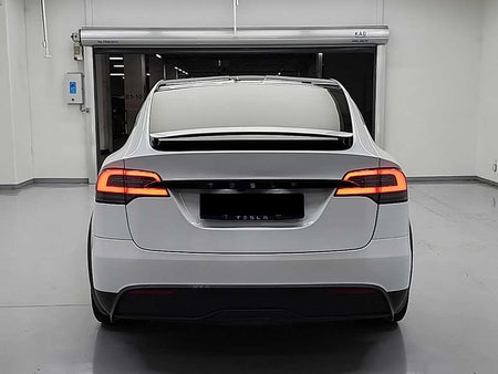 Tesla Model X — photo 03