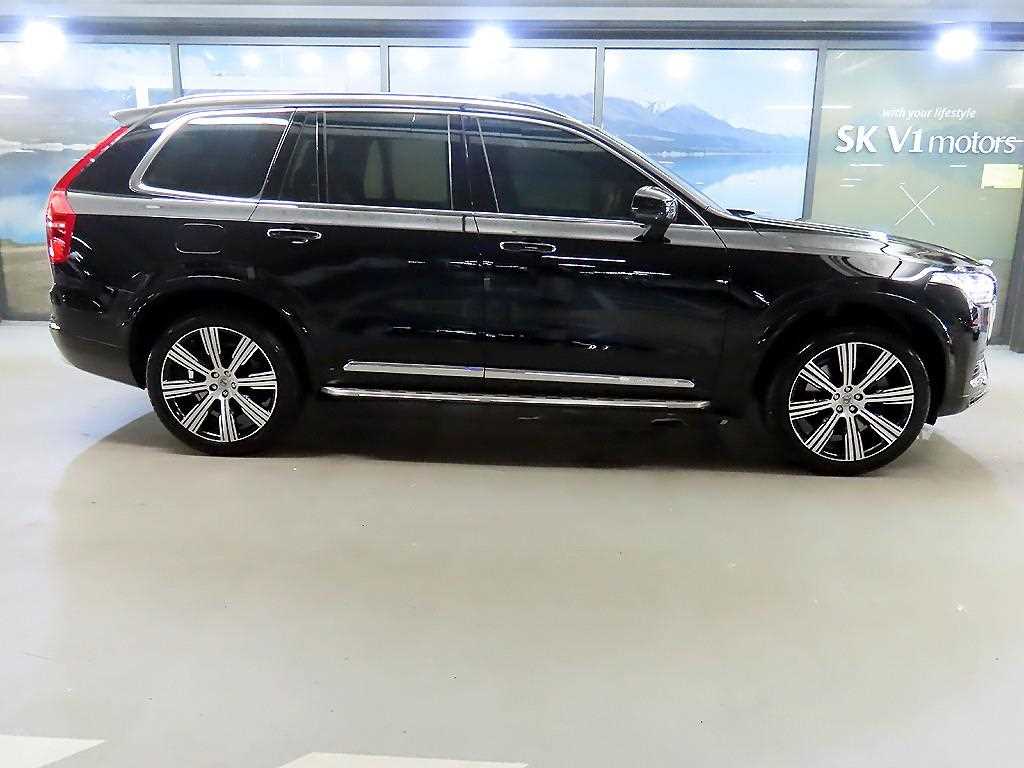 Volvo XC90 — photo 03