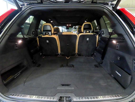 Volvo XC90 — photo 17
