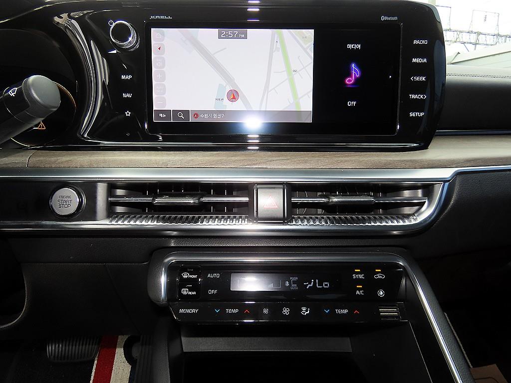 Kia K5 — photo 13
