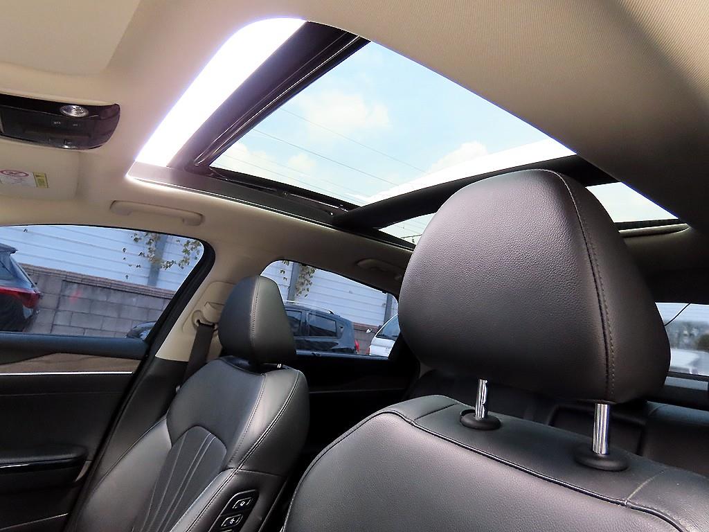 Kia K5 — photo 16