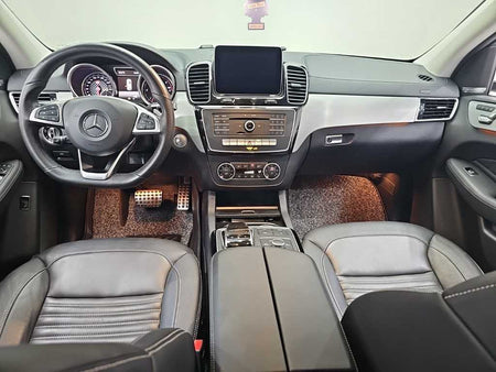 Mercedes-Benz GLE-Class — photo 07