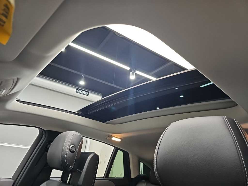 Mercedes-Benz GLE-Class — photo 15