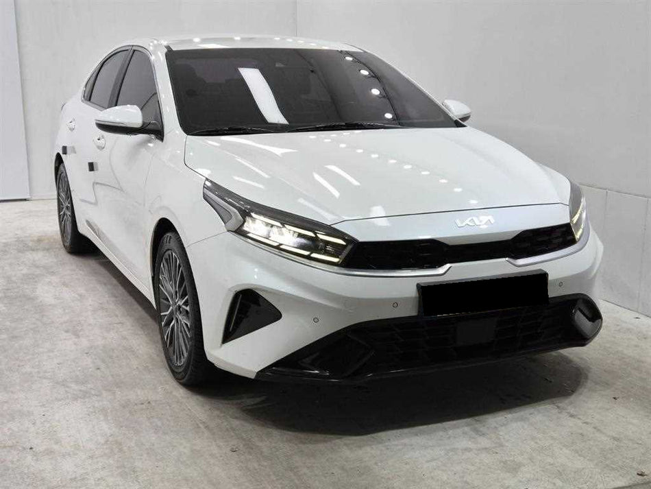 Kia K3 — photo 02