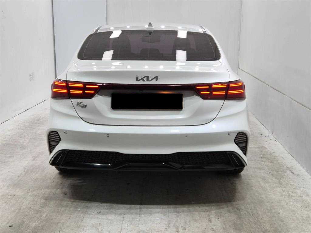 Kia K3 — photo 03