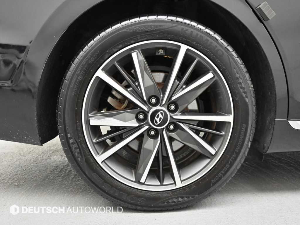 Hyundai Grandeur — photo 13