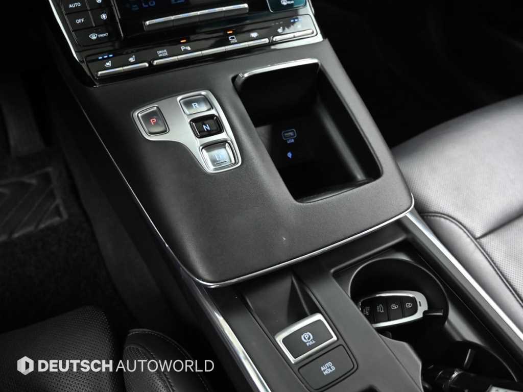 Hyundai Grandeur — photo 14