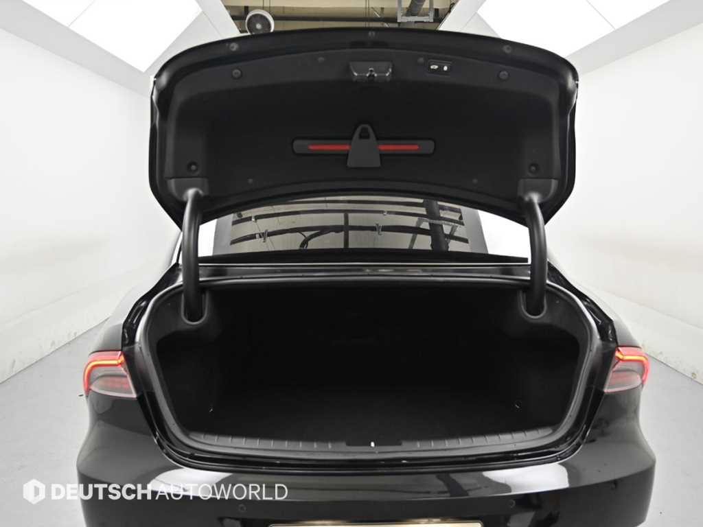 Hyundai Grandeur — photo 19