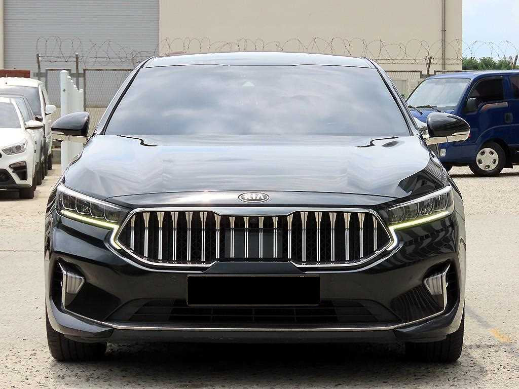 Kia K7 — photo 01