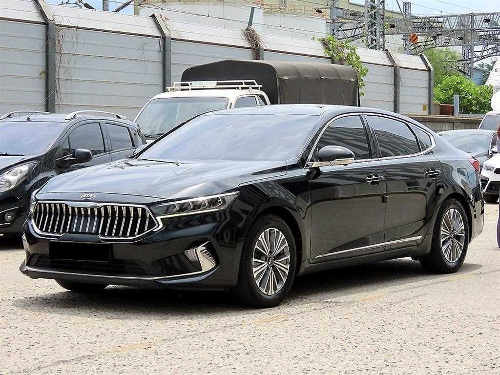 Kia K7 — photo 02