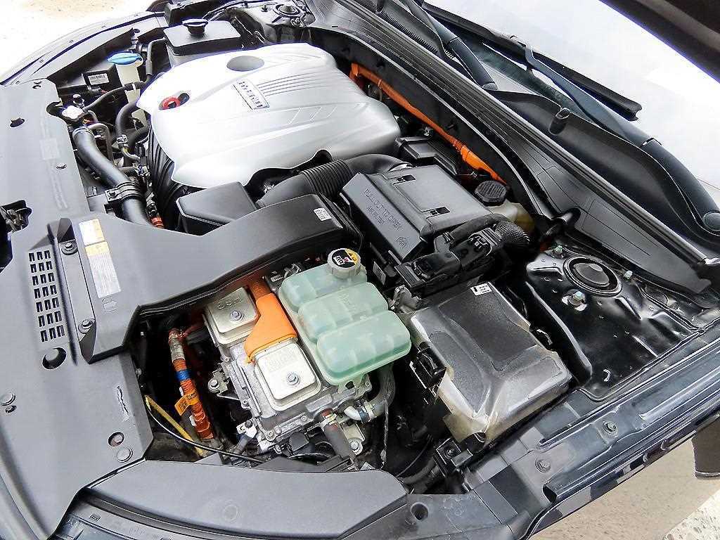 Kia K7 — photo 19