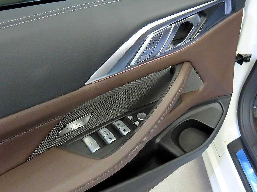BMW 4-Series — photo 16