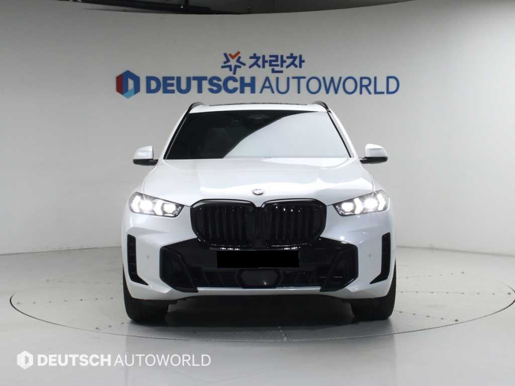 BMW X5 — photo 03