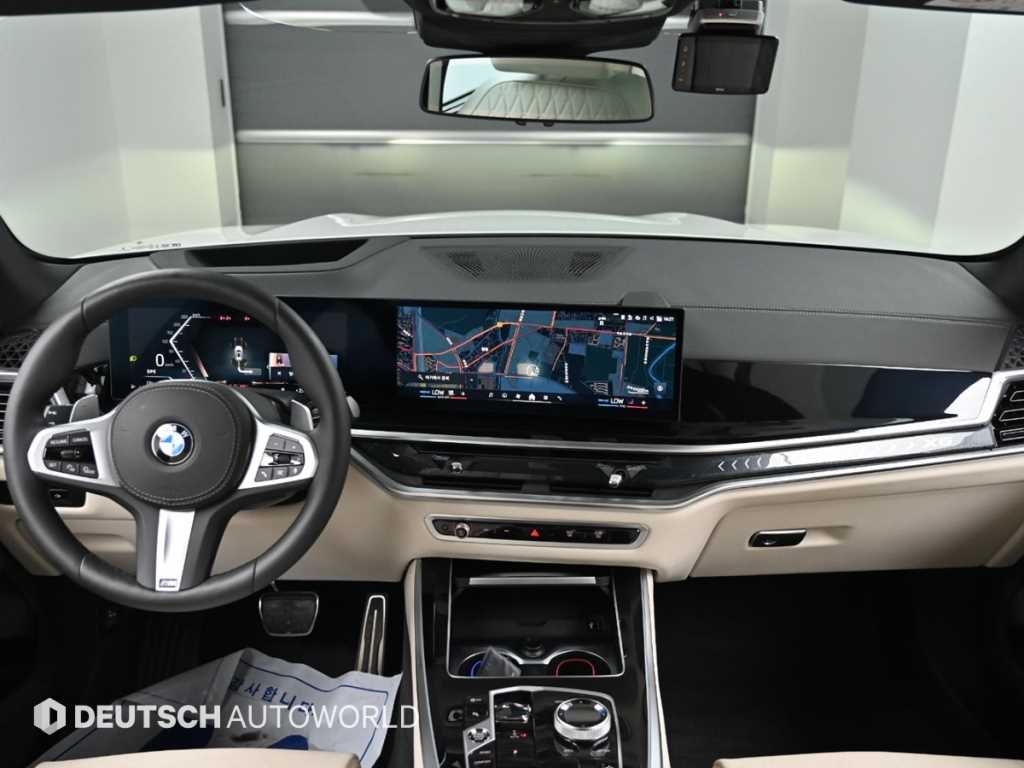BMW X5 — photo 07