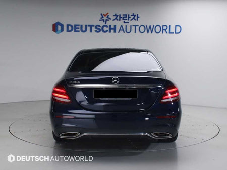 Mercedes-Benz E-Class — photo 04