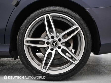 Mercedes-Benz E-Class — photo 05