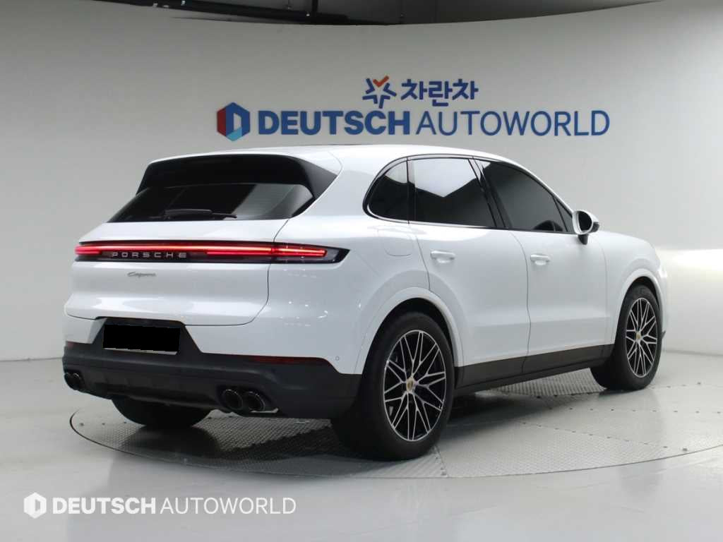 Porsche Cayenne — photo 02