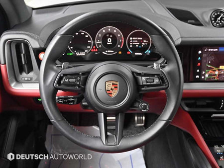 Porsche Cayenne — photo 13