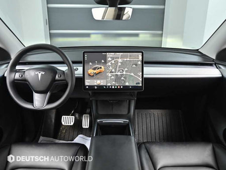 Tesla Model Y — photo 07