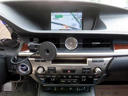Lexus ES — photo 14