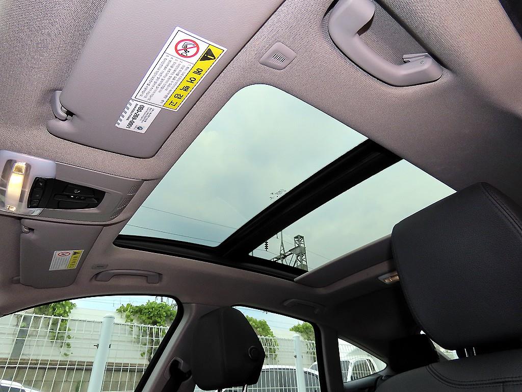 BMW Gran Turismo — photo 17