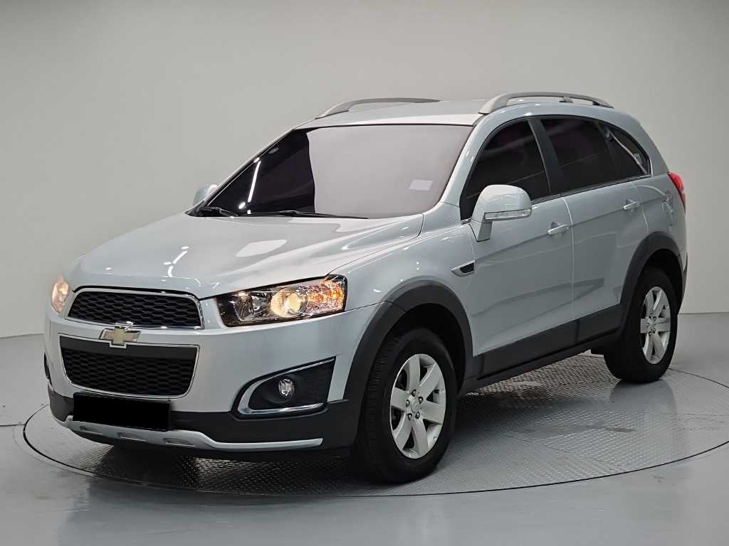 CHEVROLET Captiva — photo 01