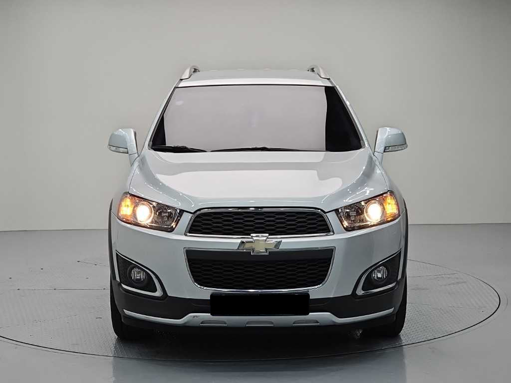 CHEVROLET Captiva — photo 02