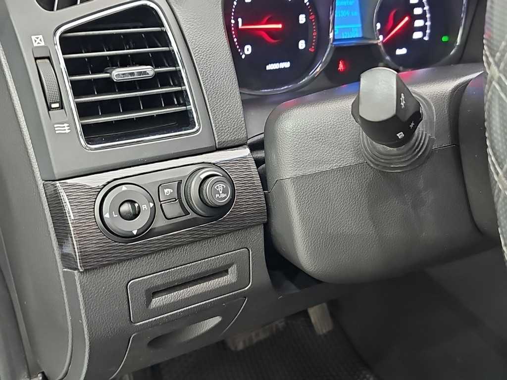 CHEVROLET Captiva — photo 17