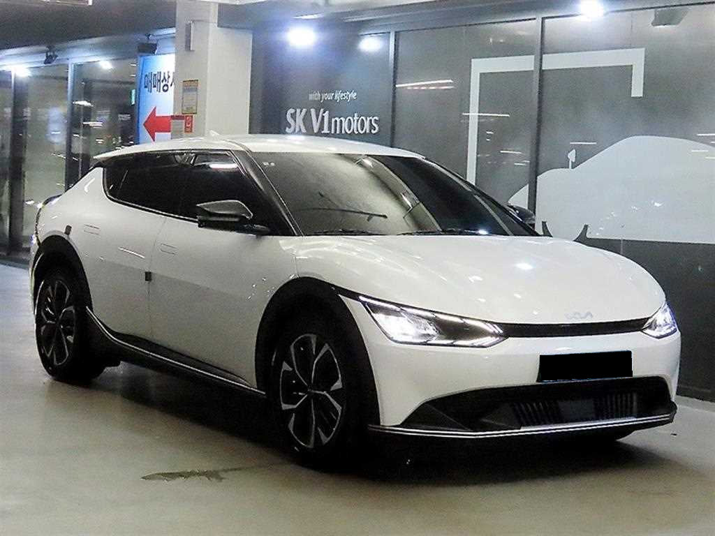 Kia EV6 — photo 01