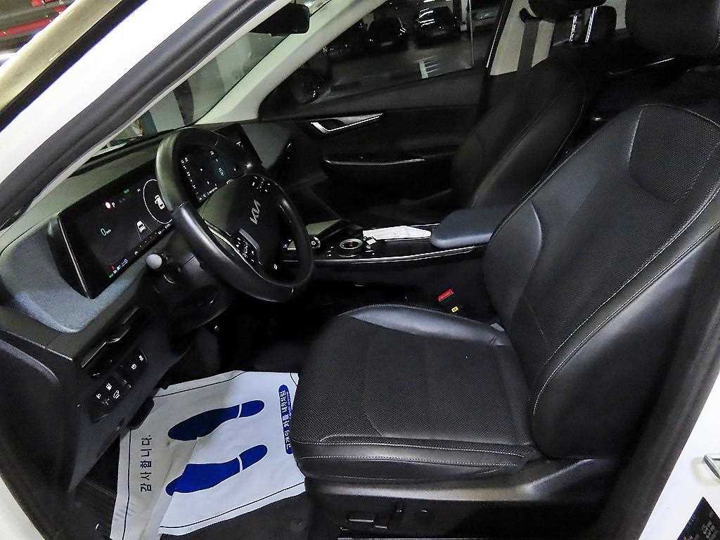 Kia EV6 — photo 06