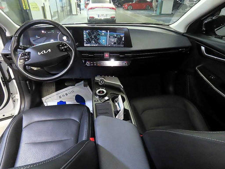 Kia EV6 — photo 10