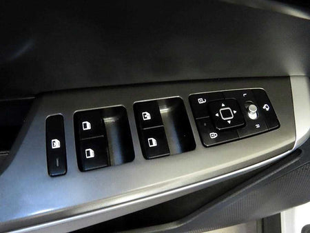 Kia EV6 — photo 13