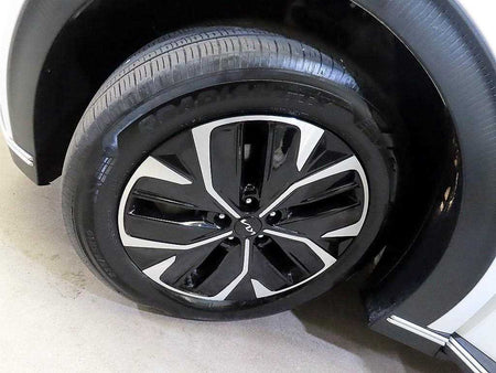 Kia EV6 — photo 20