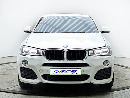BMW X4 — photo 01