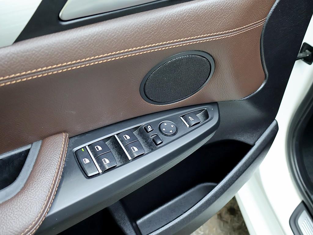 BMW X4 — photo 13