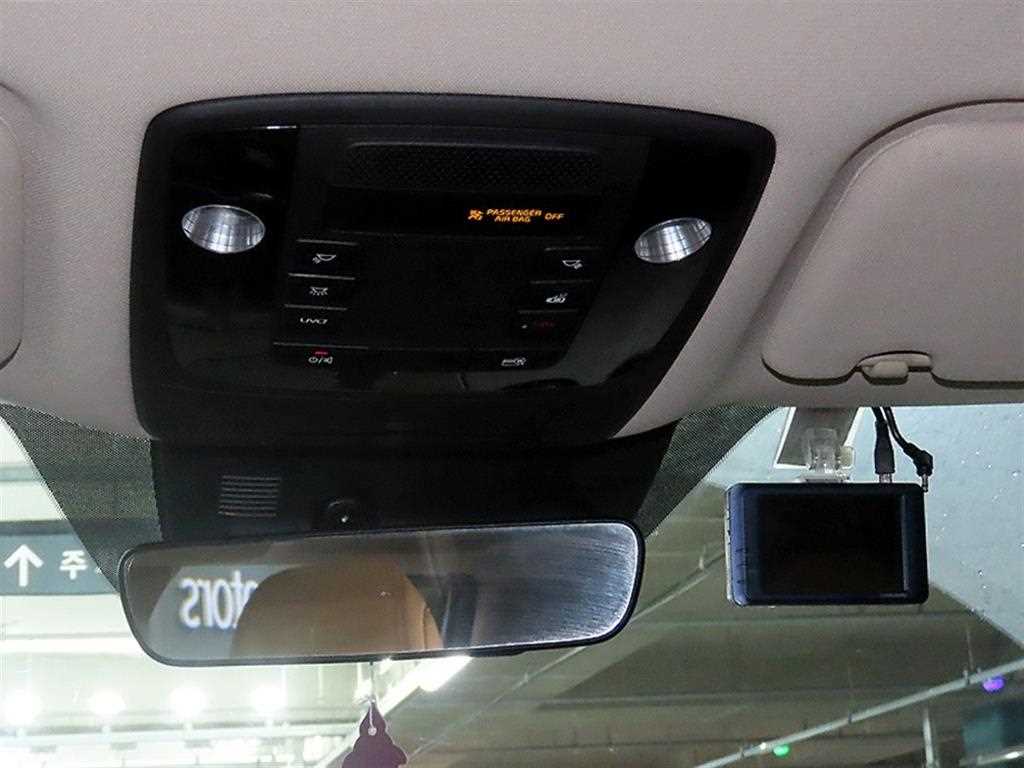 Kia Carnival — photo 17