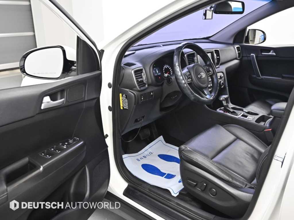 Kia Sportage — photo 10