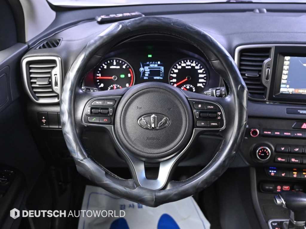 Kia Sportage — photo 13