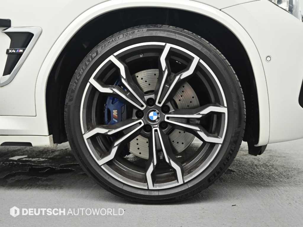 BMW X4M — photo 05
