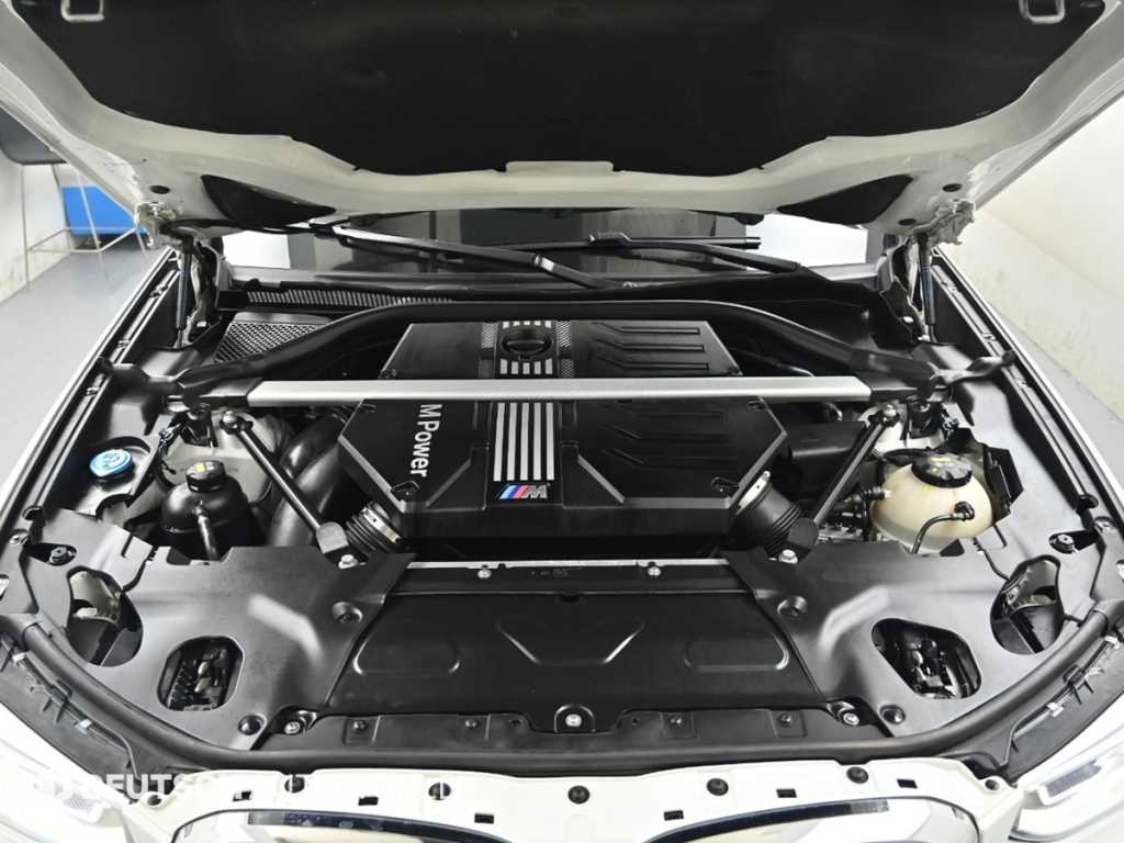 BMW X4M — photo 06