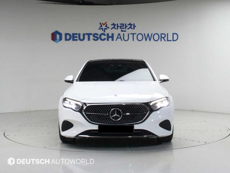 Mercedes-Benz E-Class — photo 03