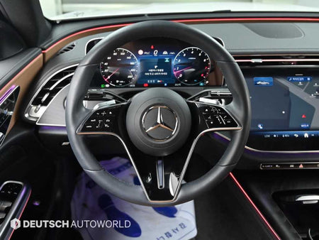 Mercedes-Benz E-Class — photo 13